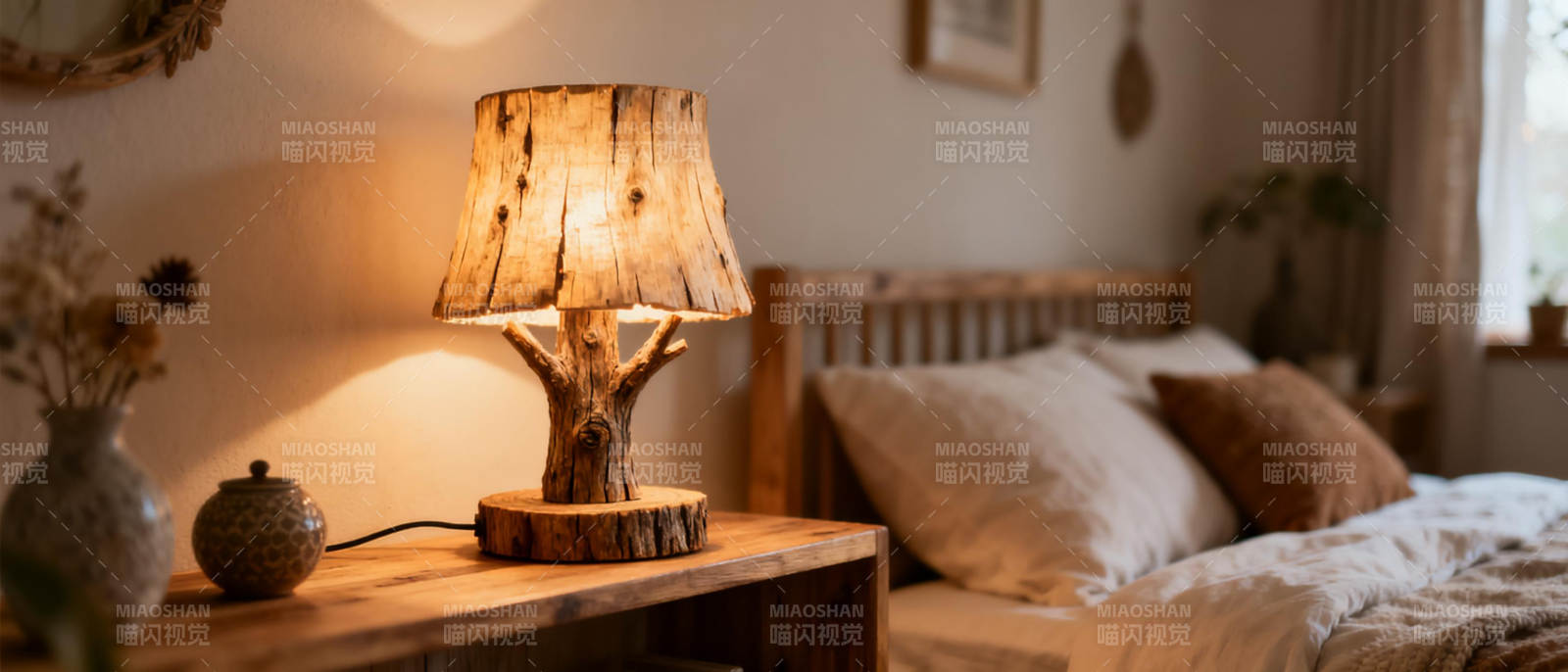 温馨木灯卧室夜景图片