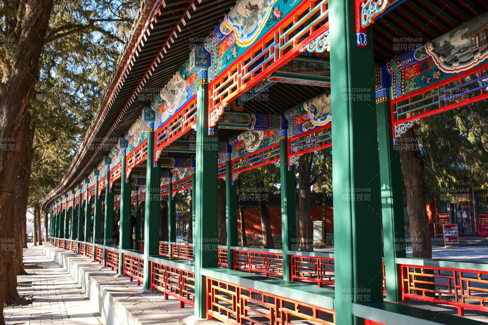 颐和园长廊秋色图片