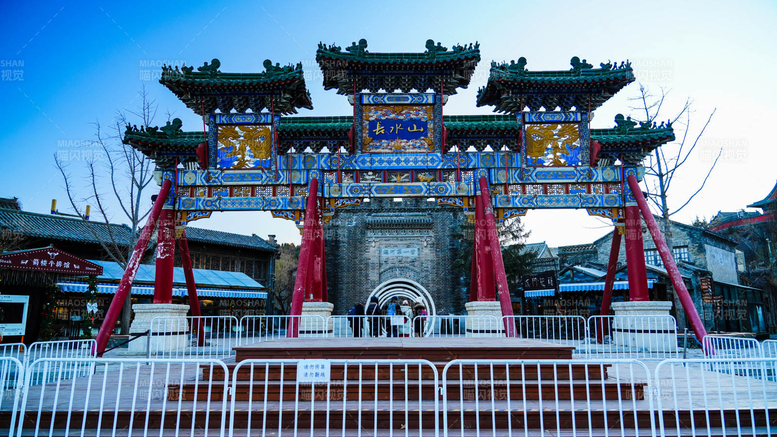 廊坊霸州胜芳古镇古色古香的牌楼图片