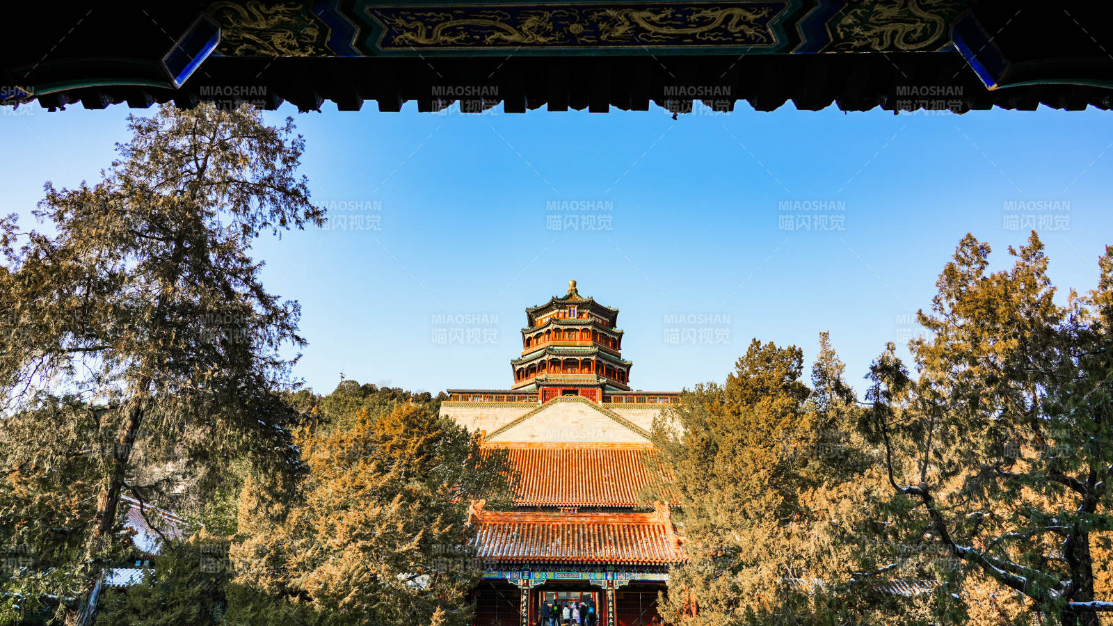 颐和园佛香阁秋景图片