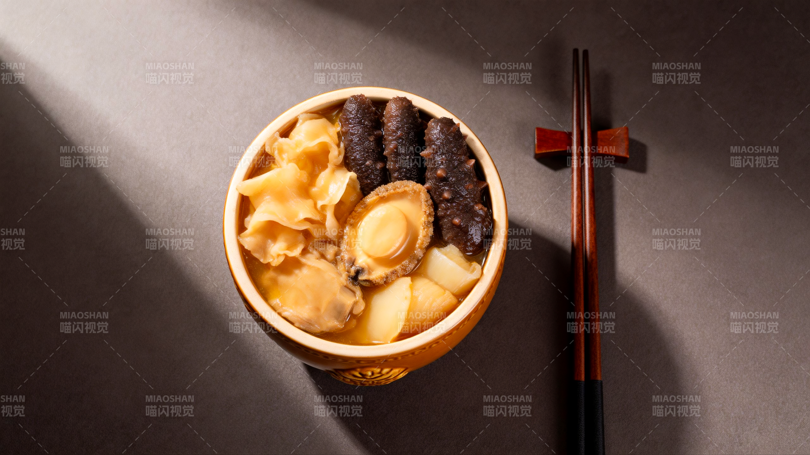 鲍鱼海参煲图片