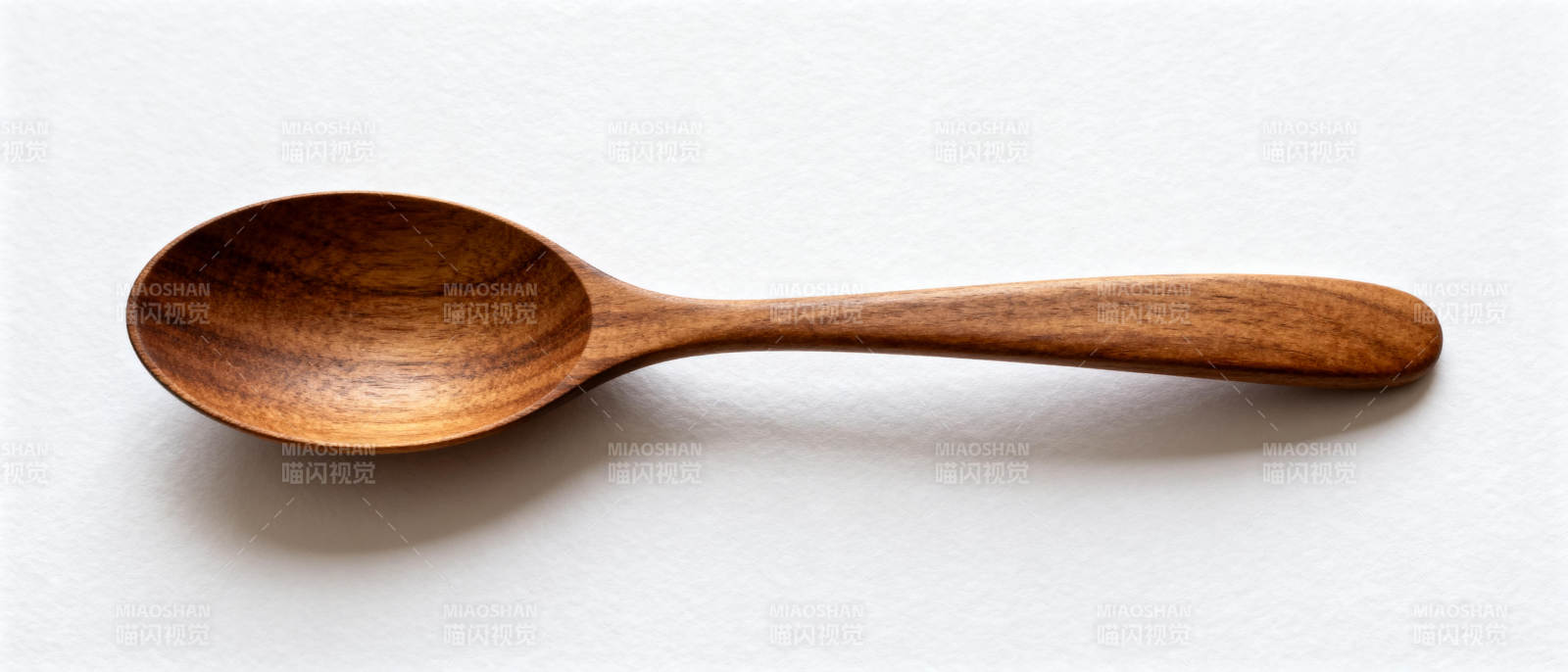 木质汤匙静物图图片