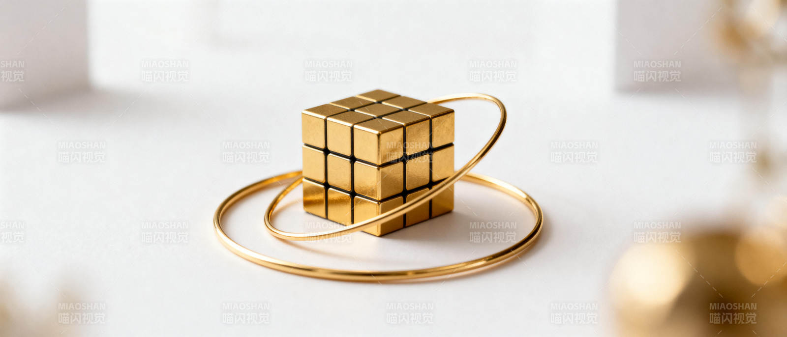 金色魔方艺术摆件图片