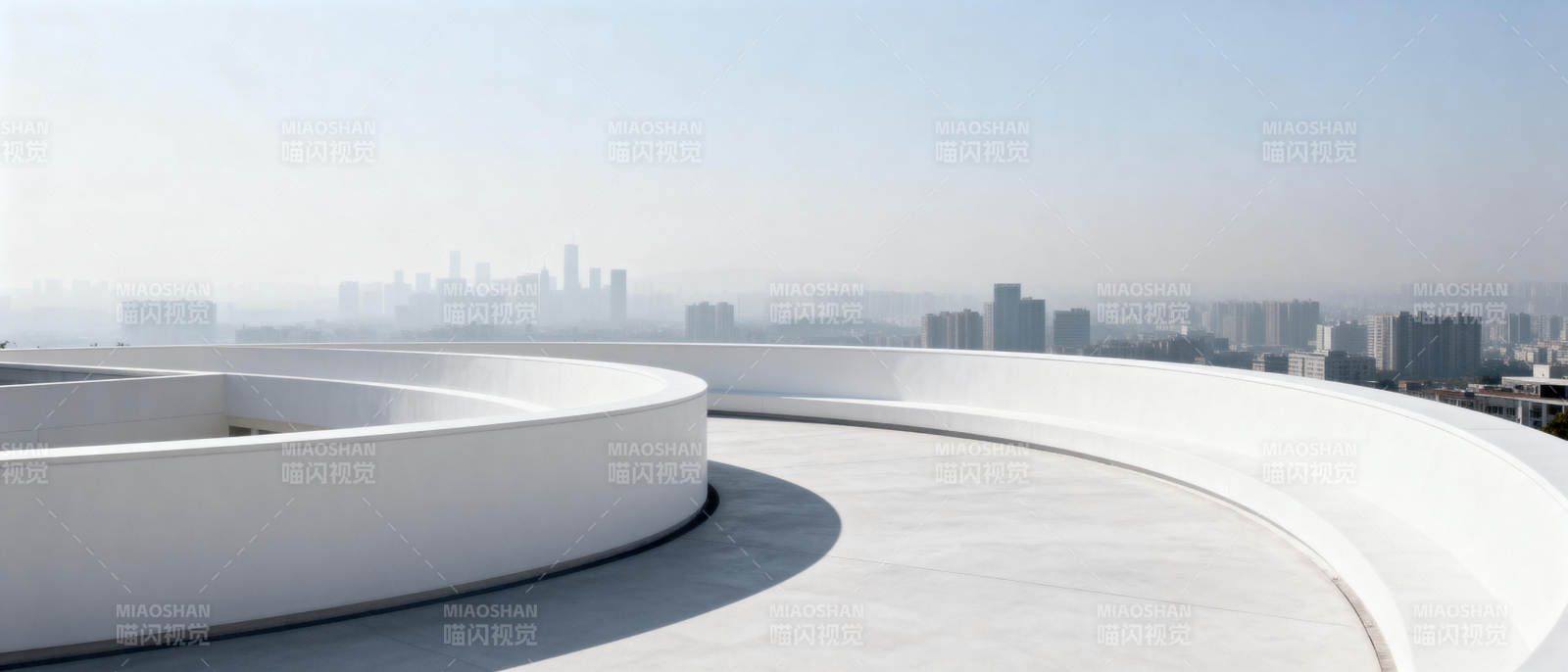 城市天际线远景图片