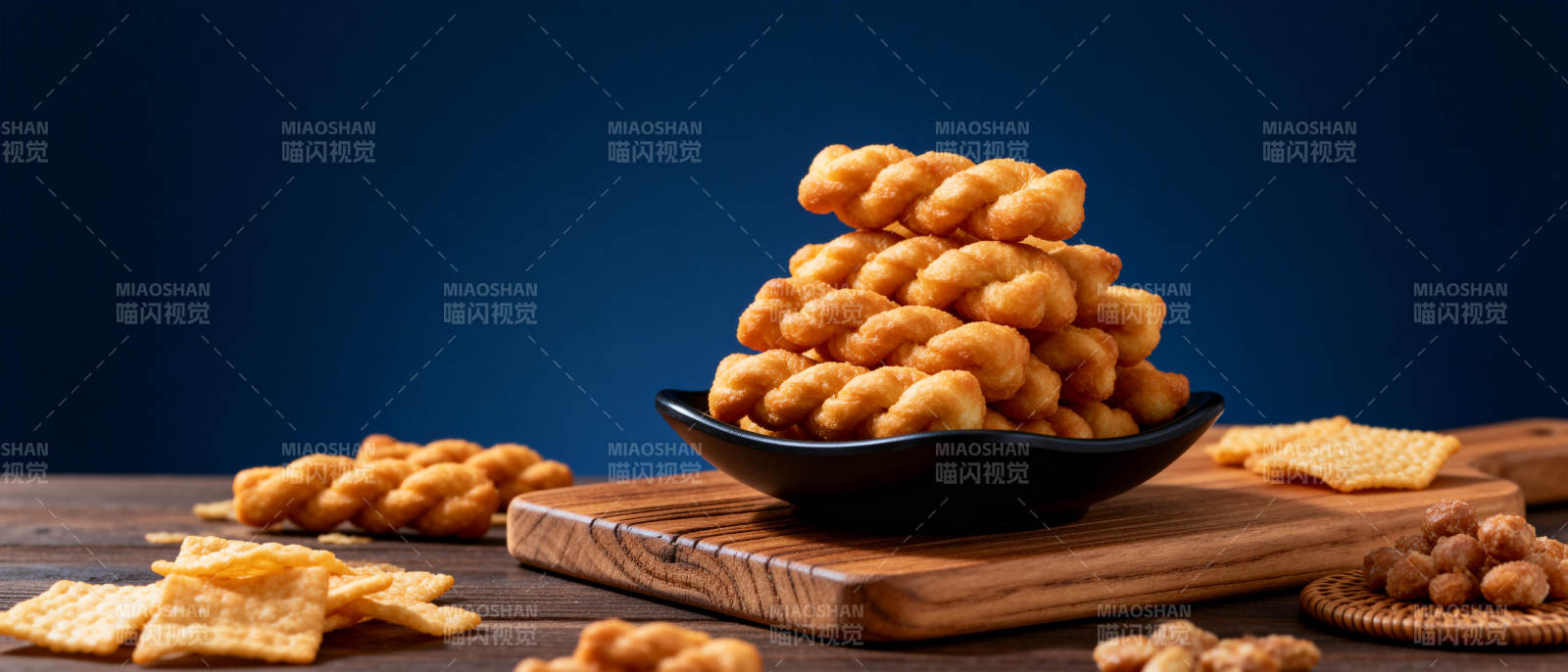 金黄酥脆小零食图片