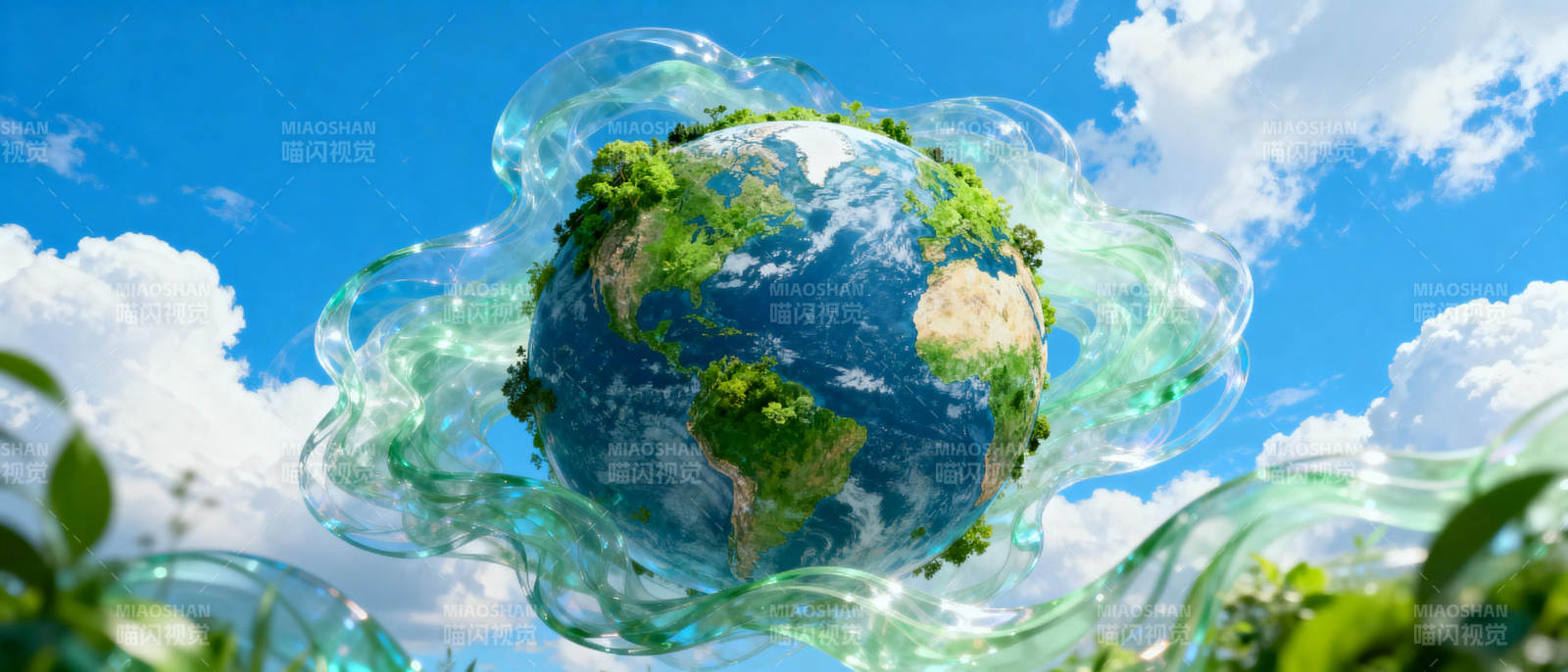 地球绿意盎然图片