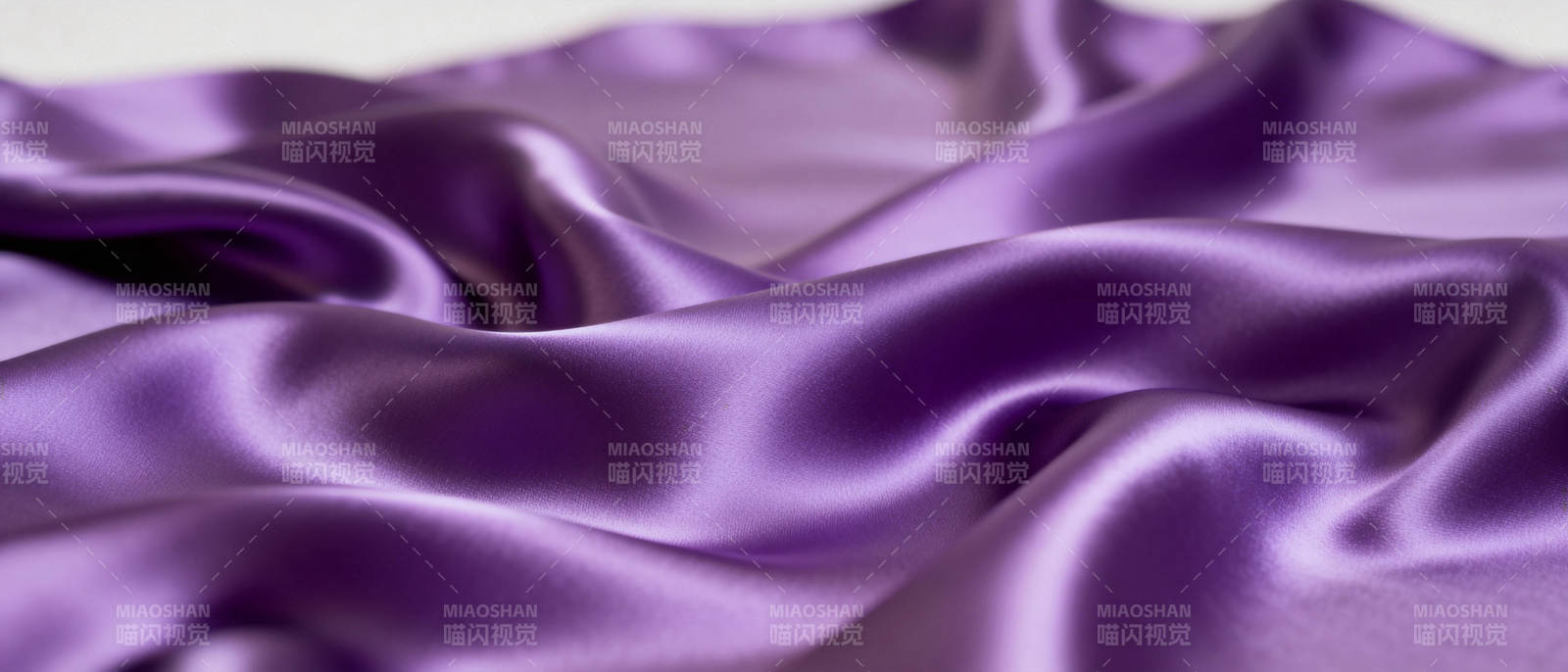 紫罗兰绸缎图片