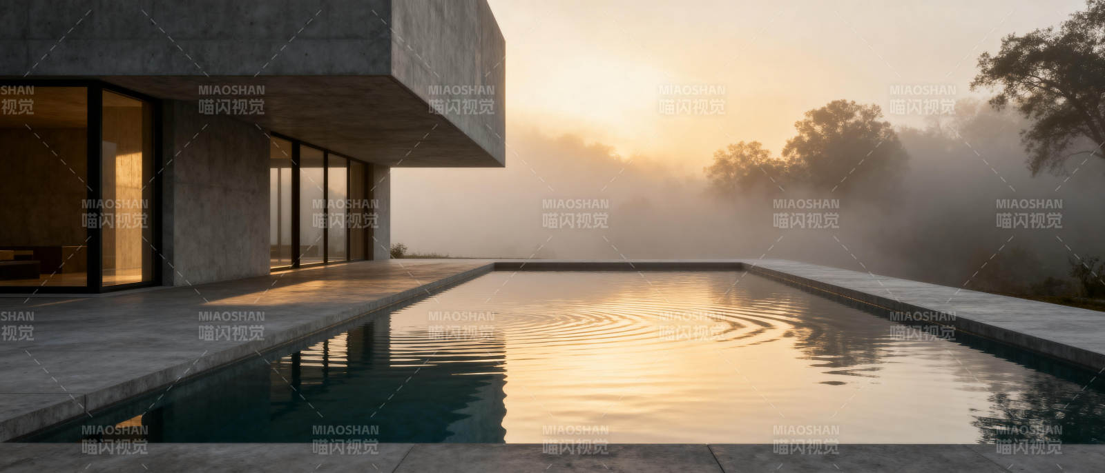 晨雾中的现代泳池图片