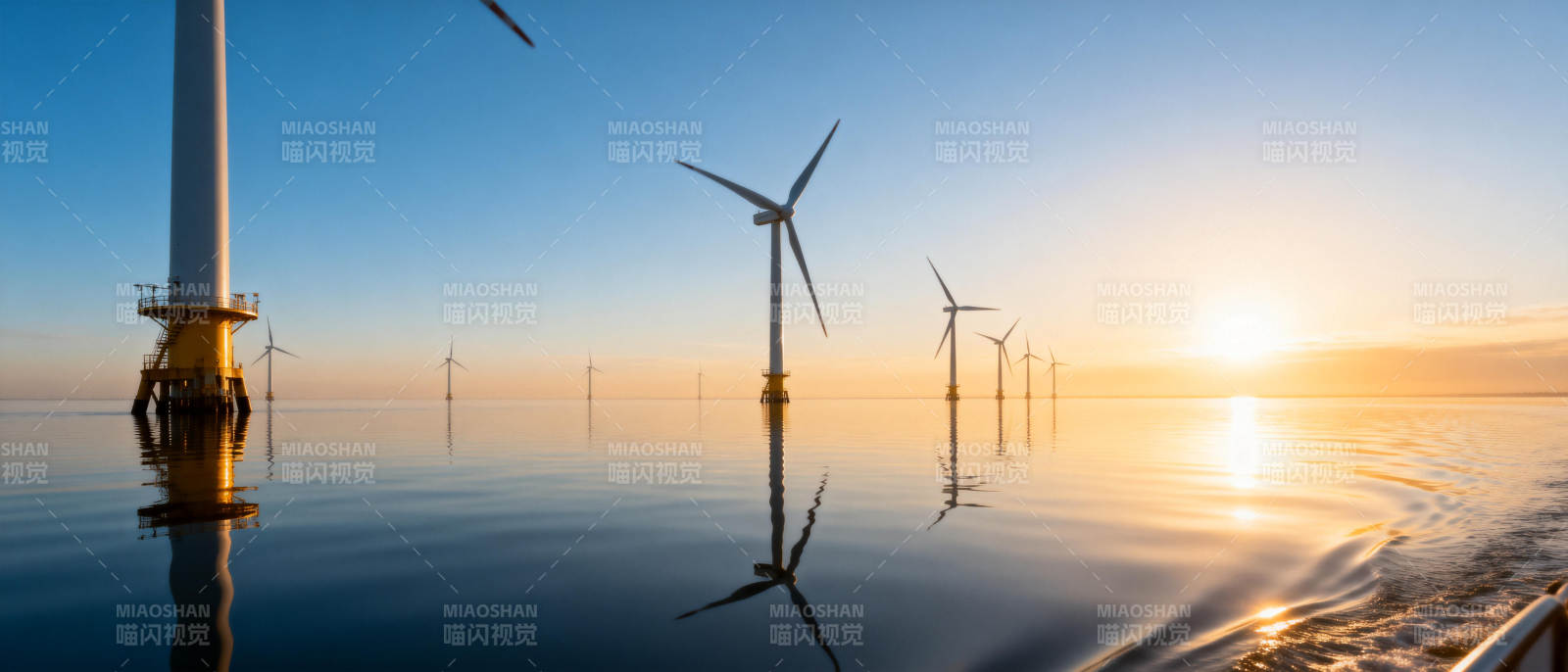 海上风车日出美景图片