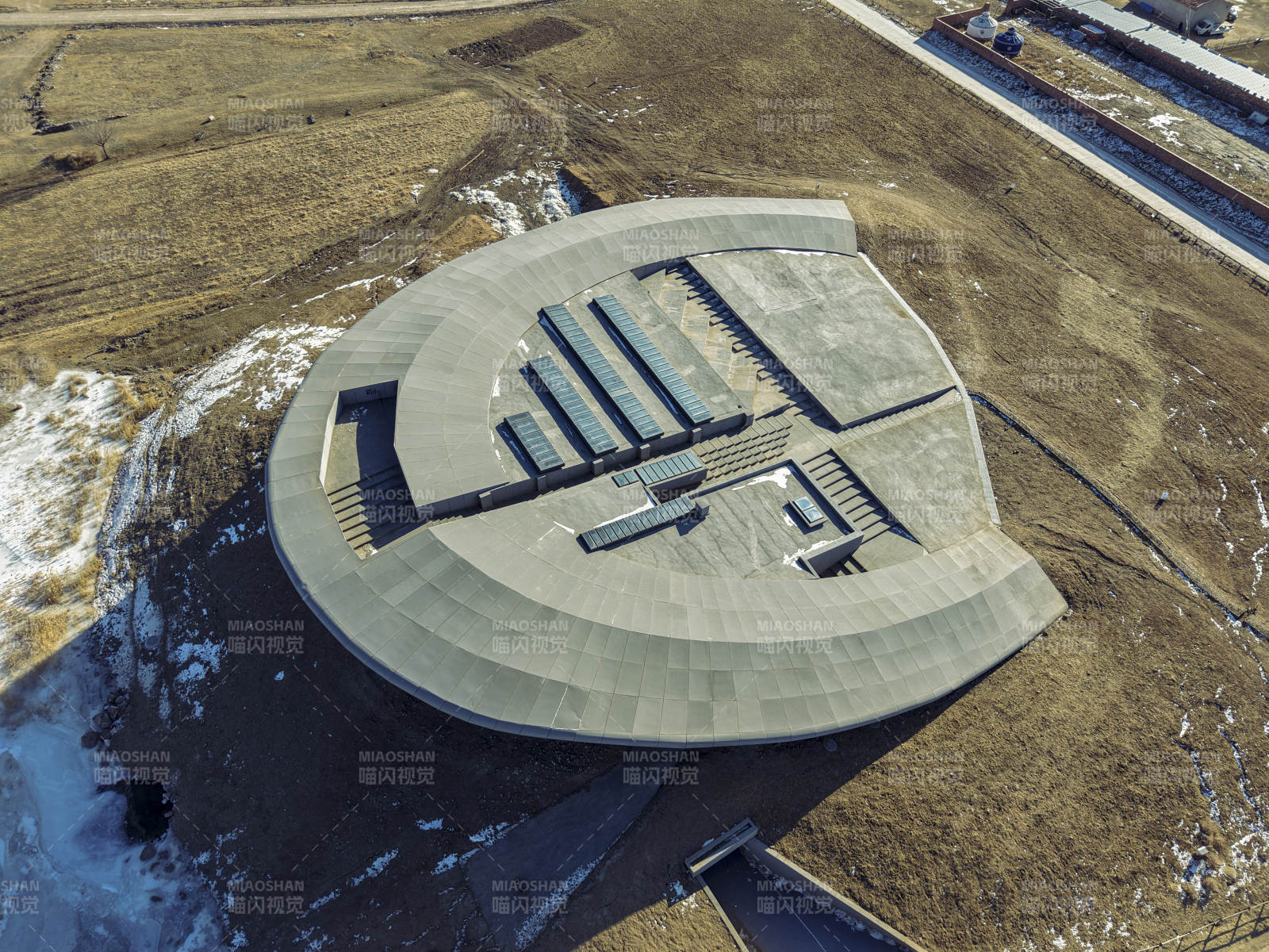 乌兰察布涝利海草原方舟图片