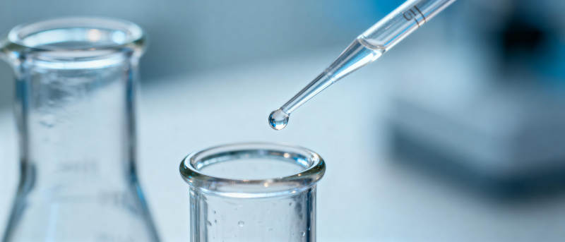 实验室滴管实验图片