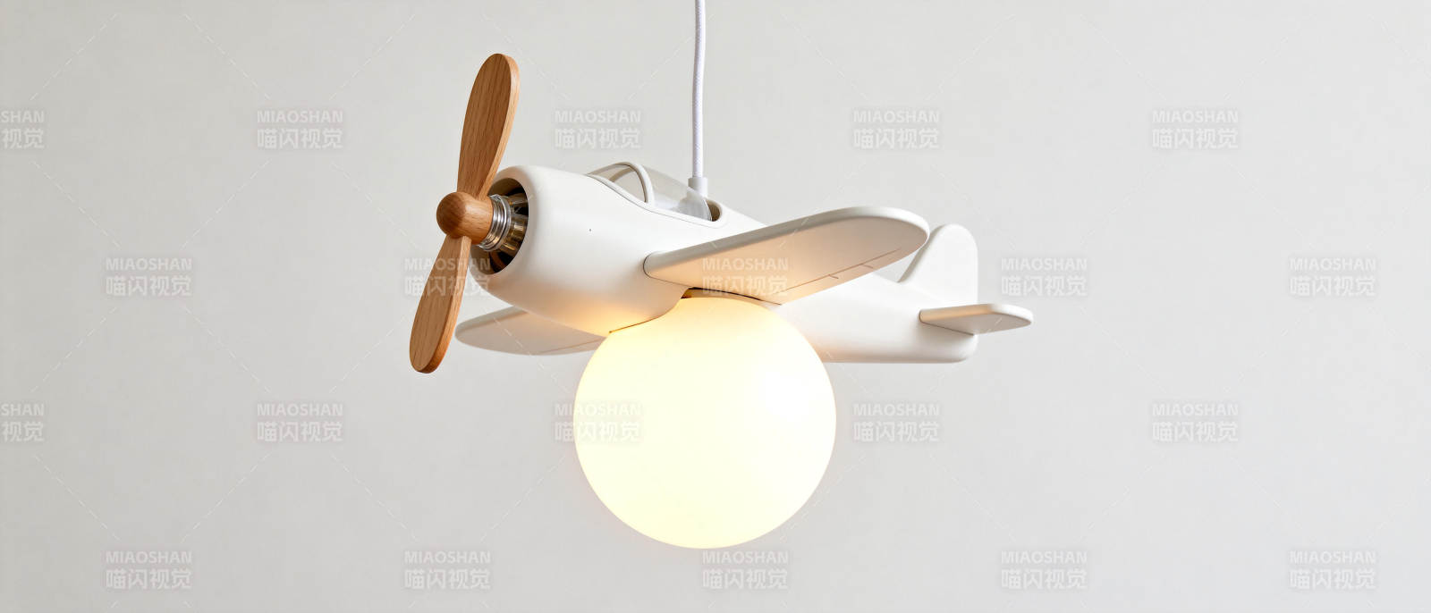 飞机造型吊灯图片