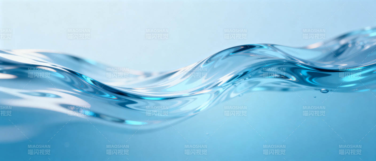 清澈水波荡漾图片