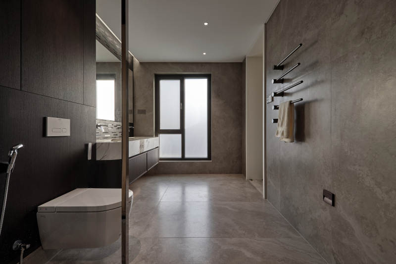 现代简约浴室设计图片