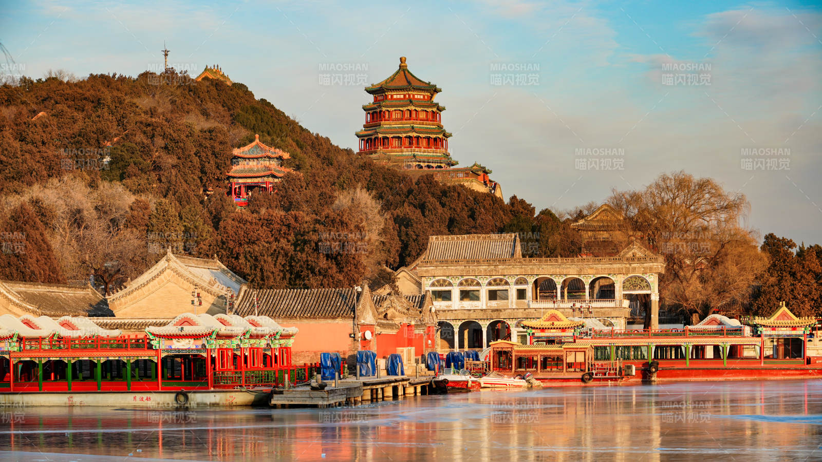 颐和园湖景图片