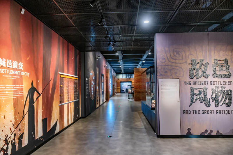 武汉盘龙城博物院--古邑风物展厅内景图片