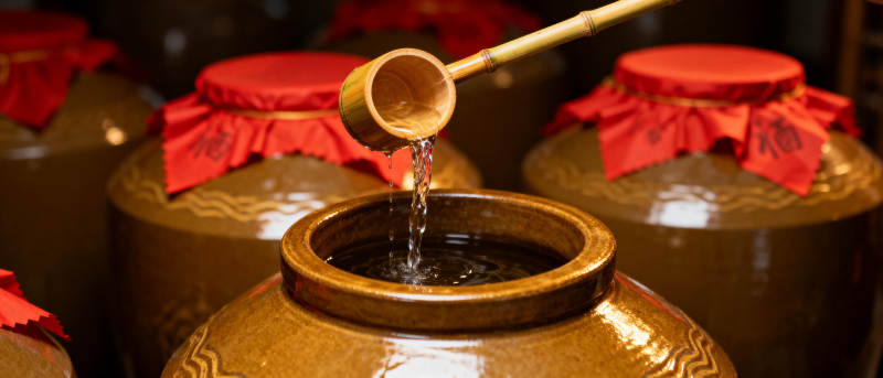 古法酿酒 滴滴醇香图片