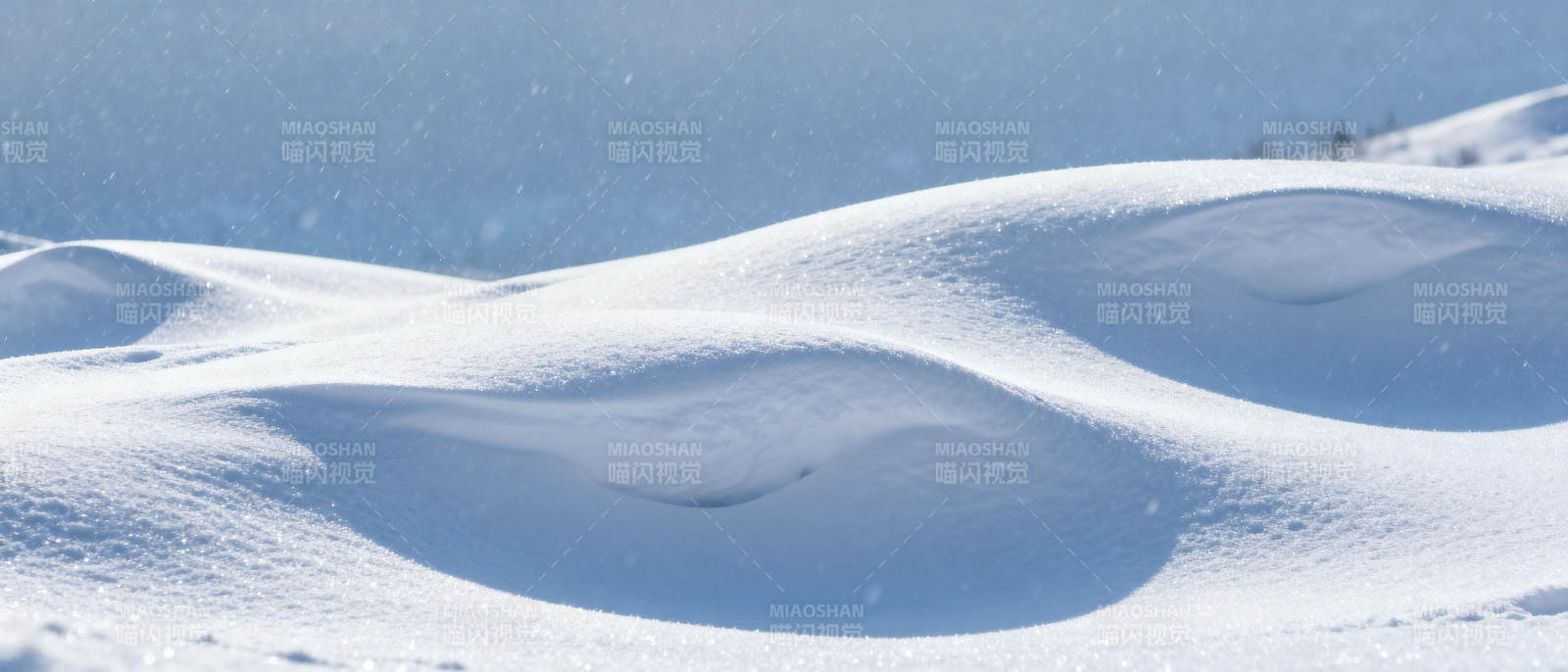 雪原静谧风光图片