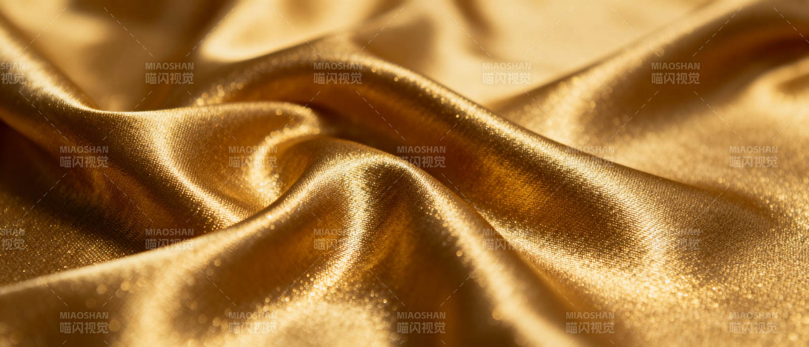金色绸缎纹理图片