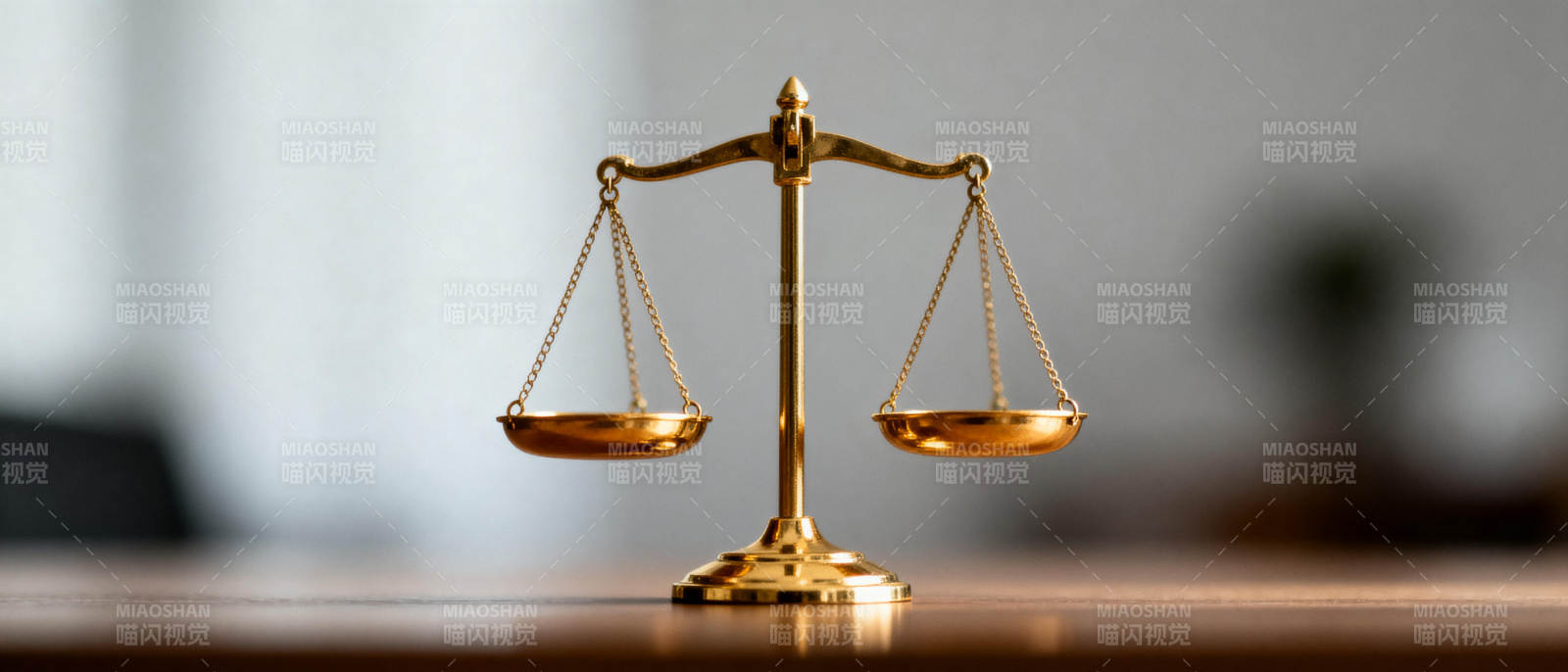 天平象征公平正义图片