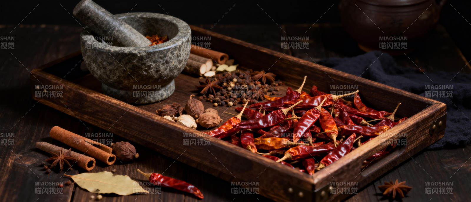 香料盛宴图片