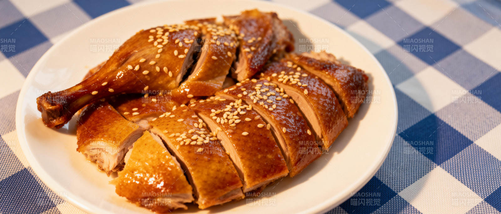 香酥烤鸭腿图片