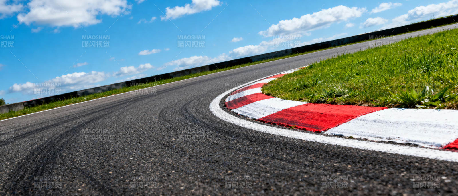 赛道弯道风景图片