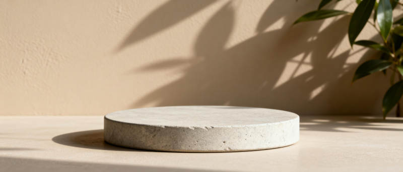 光影下的石台图片