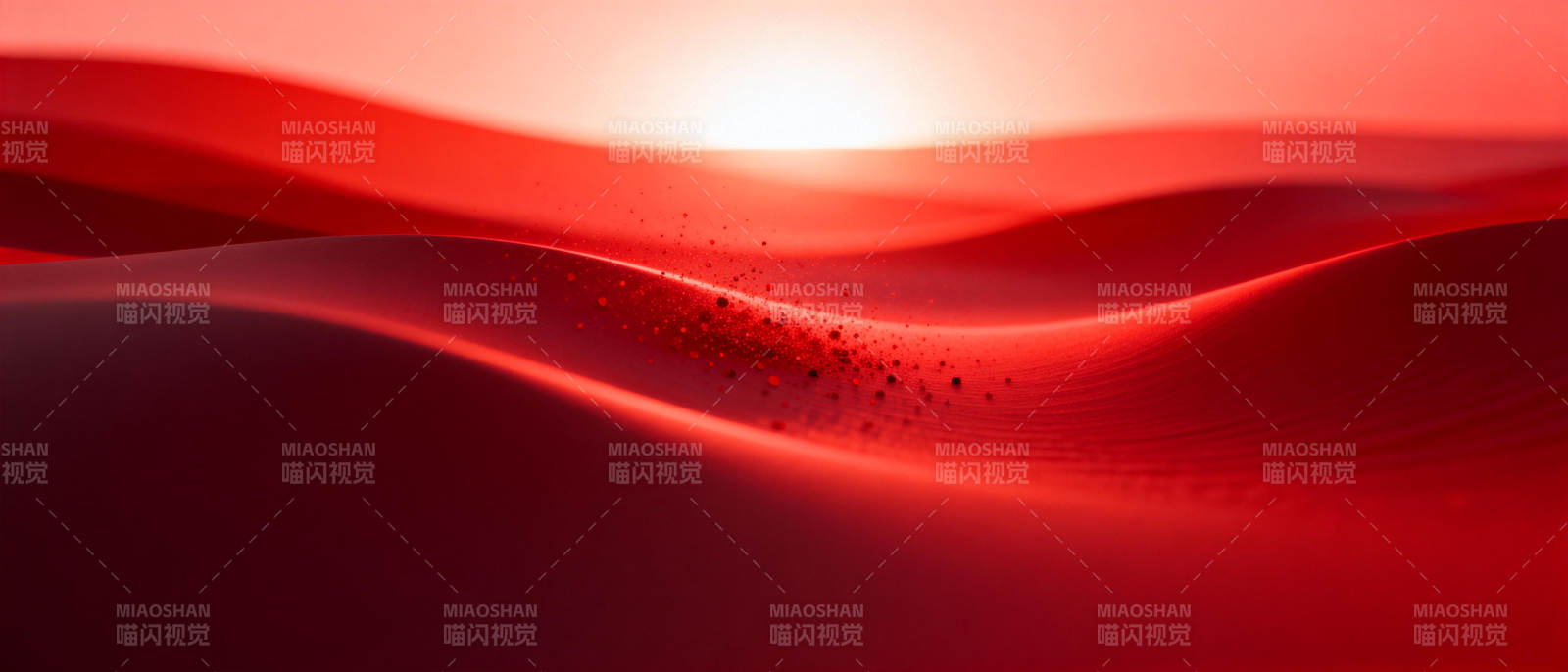 红日映沙海图片