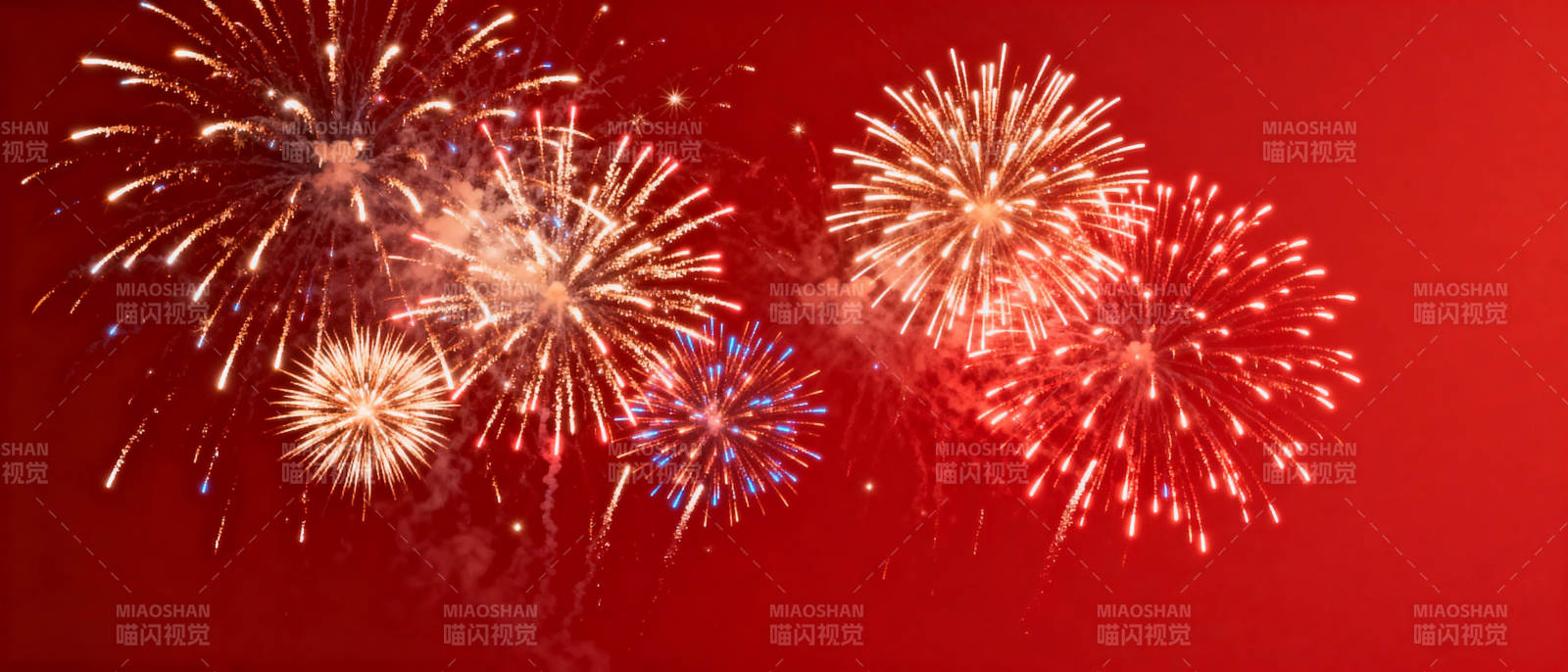 璀璨烟花绽放夜空图片