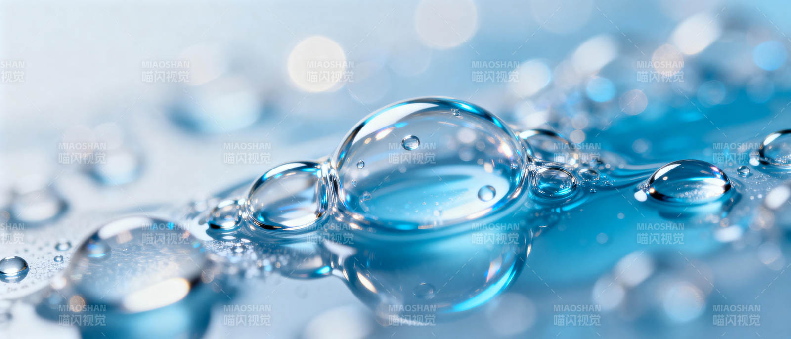 水珠晶莹剔透图片