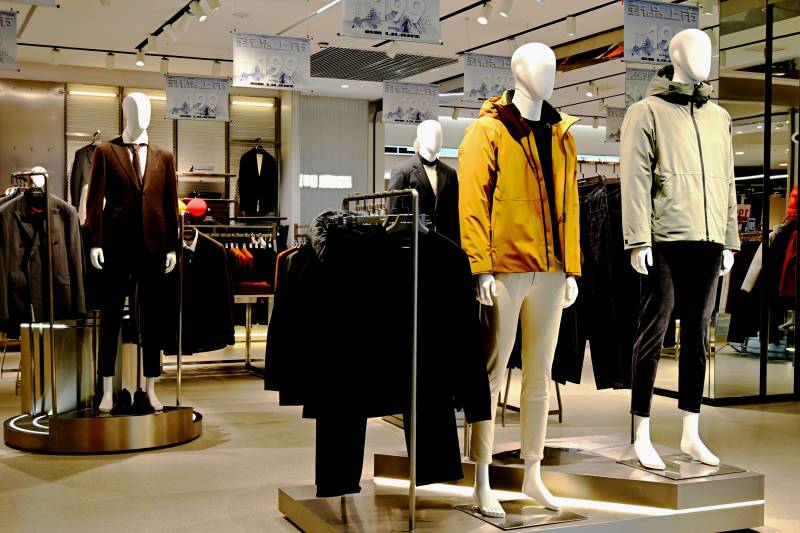 时尚男装展示区图片