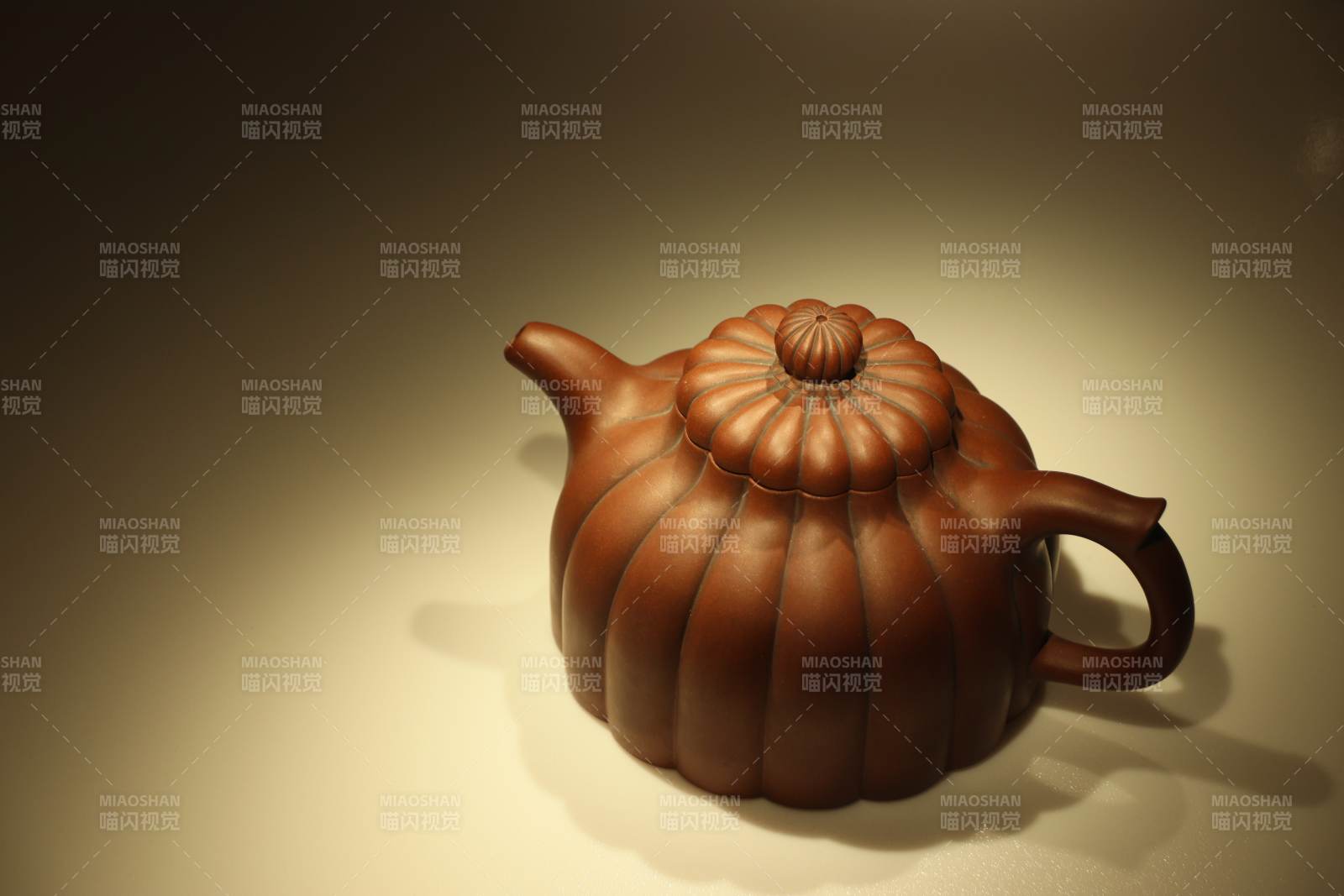 南瓜造型紫砂壶图片