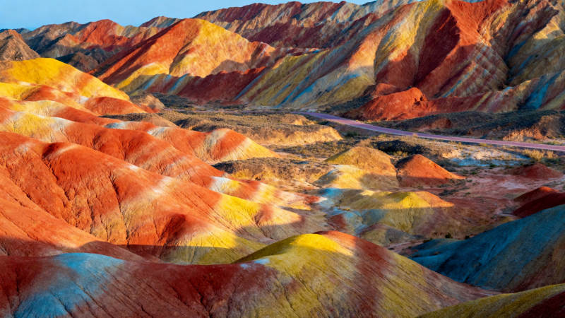 七彩丹霞地貌奇观图片