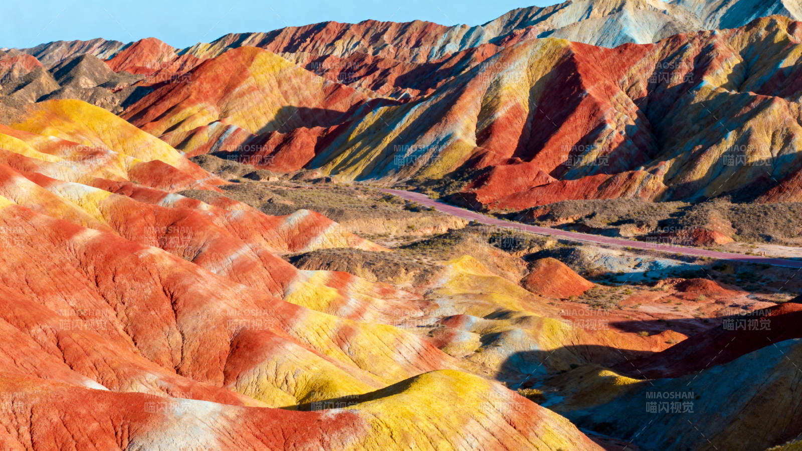 七彩丹霞地貌奇观图片