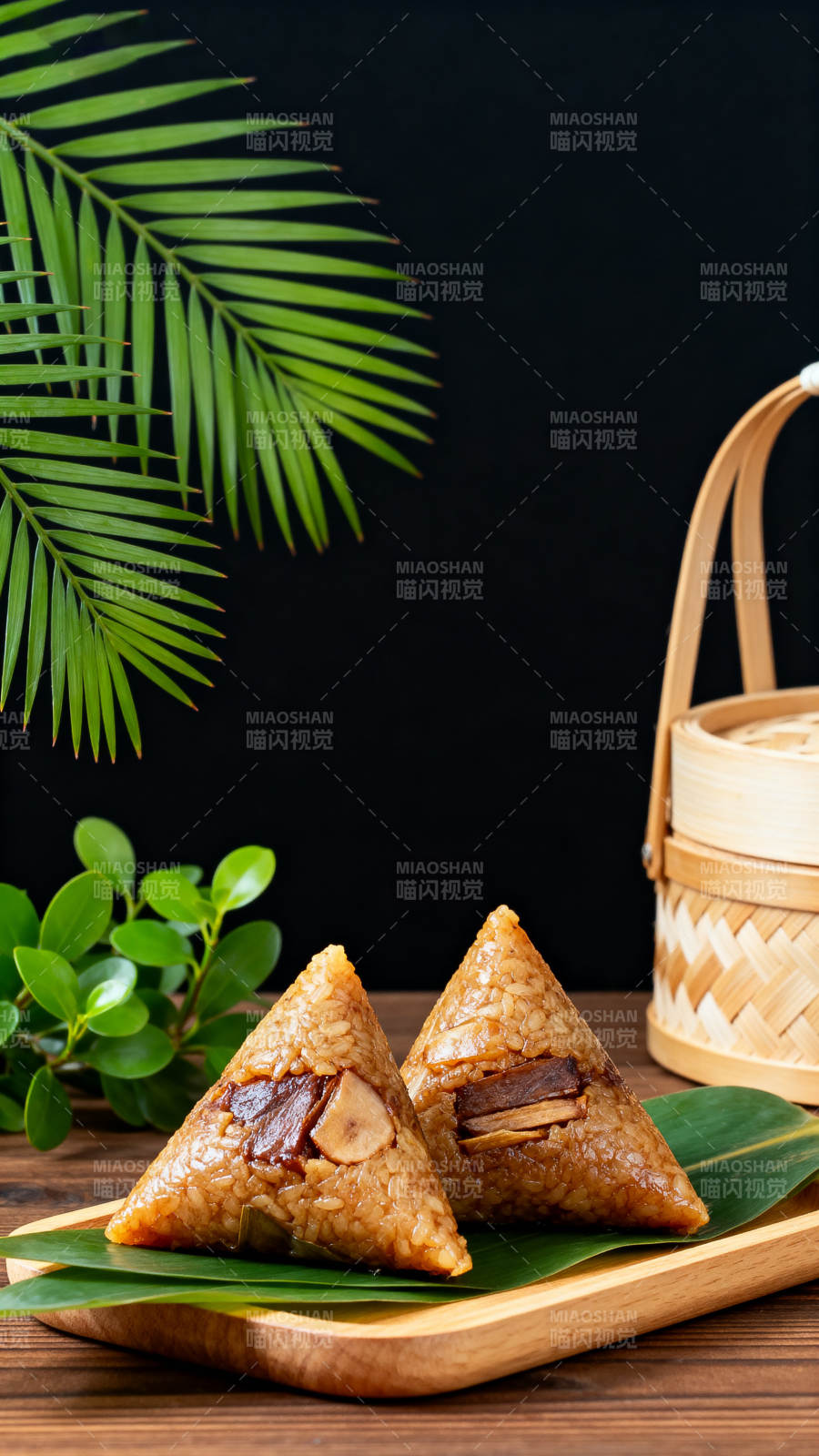 端午节美味肉粽特写图片