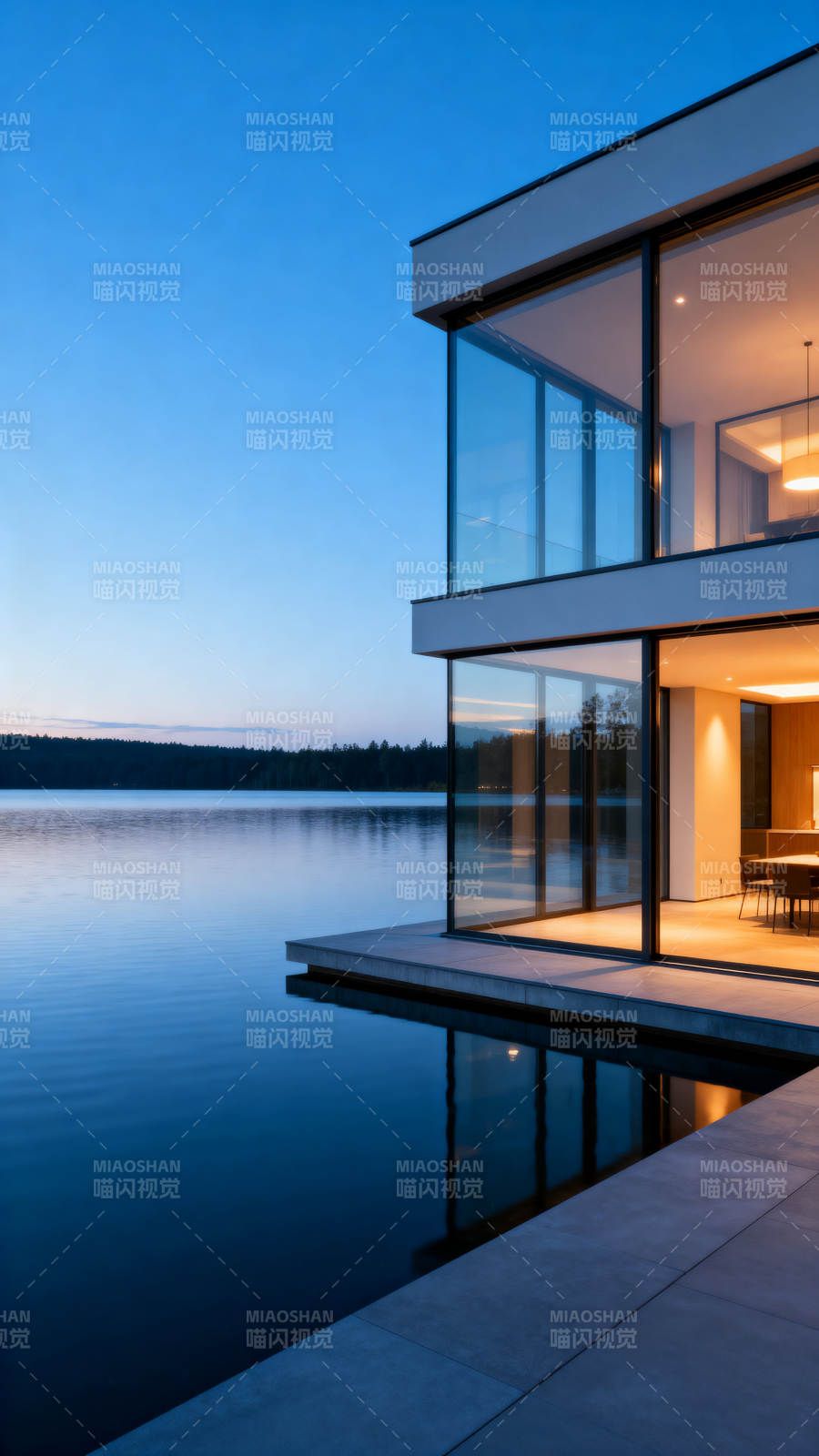 现代湖畔玻璃别墅夜景图片