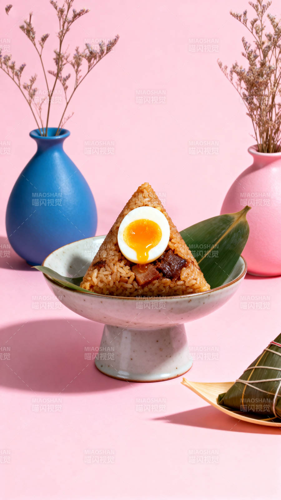 粽子配流心蛋创意美食图片