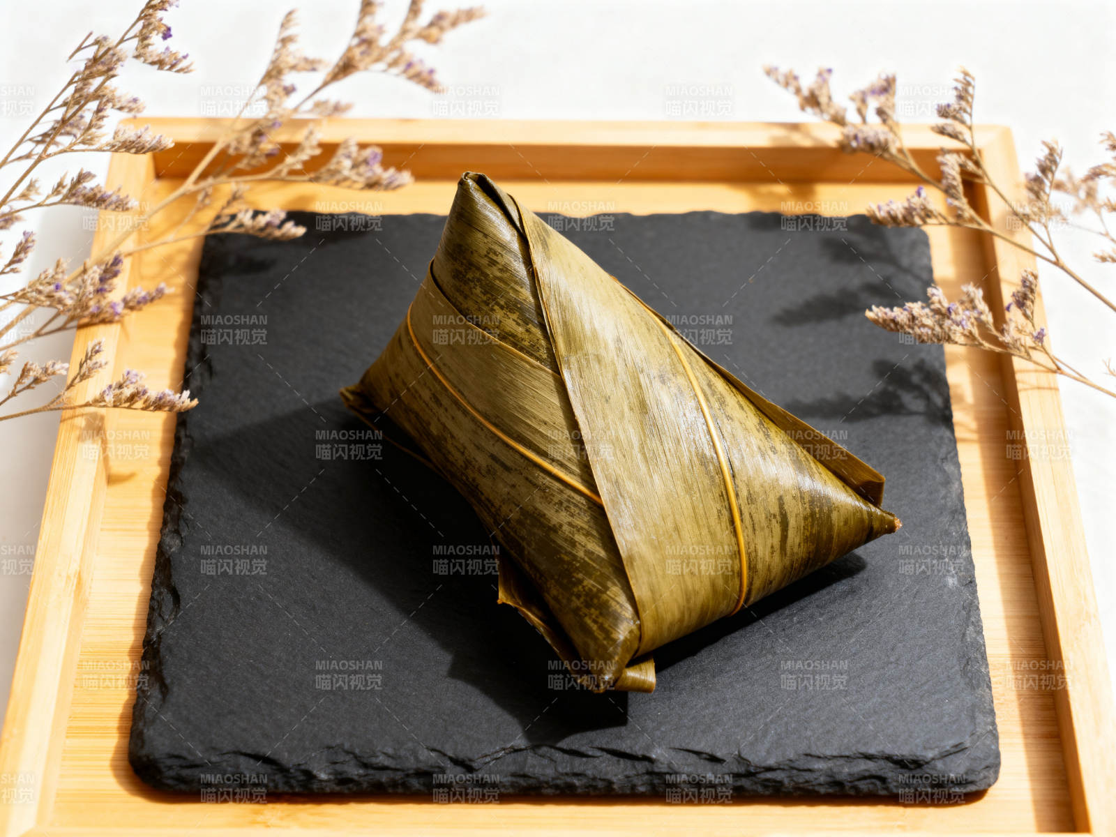 端午节传统粽子特写图片