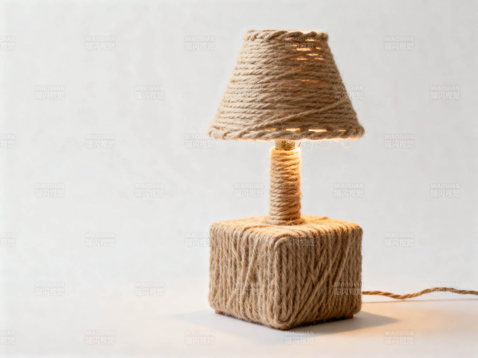 麻绳台灯创意设计图片