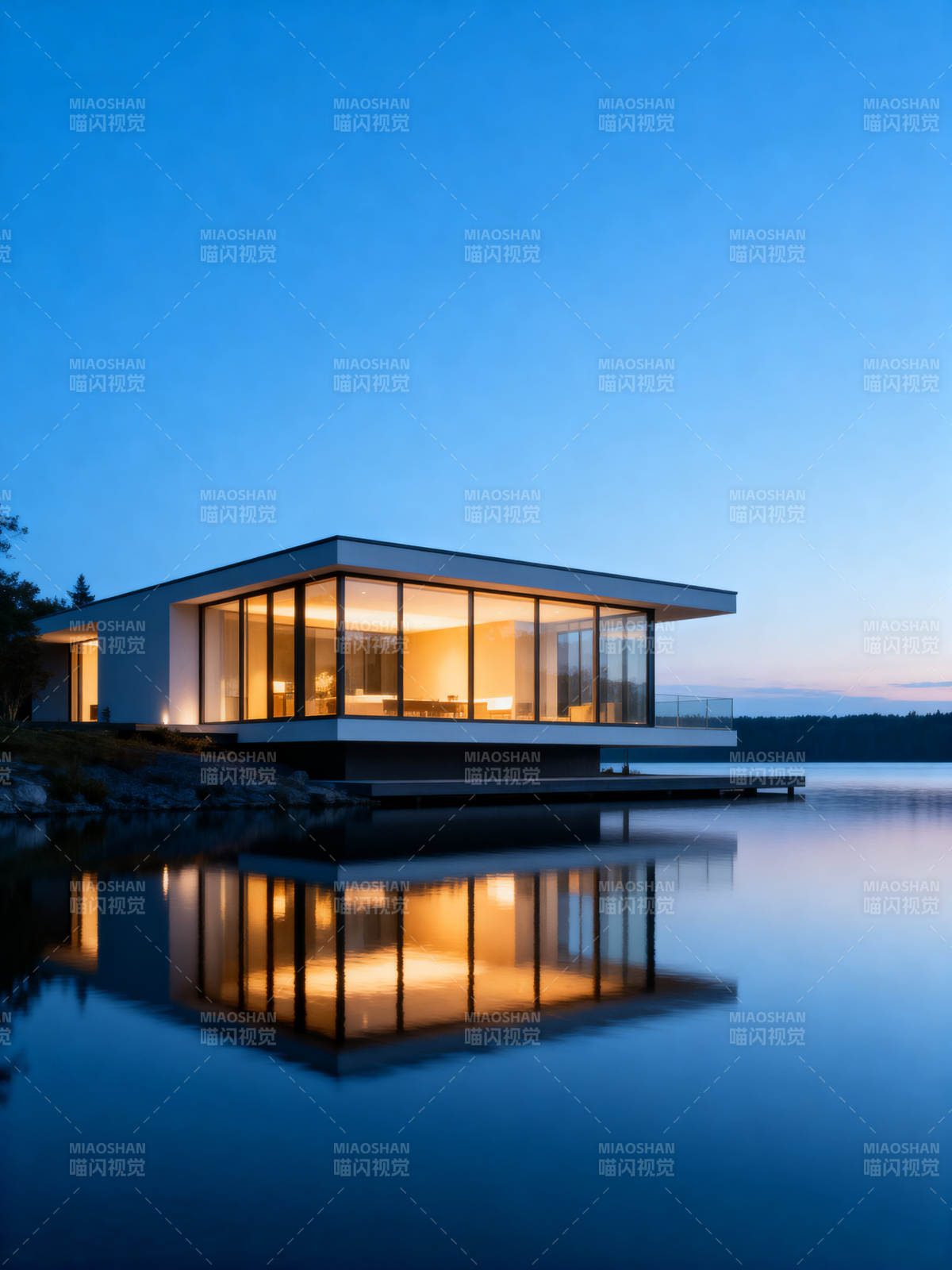 湖畔现代别墅夜景图片