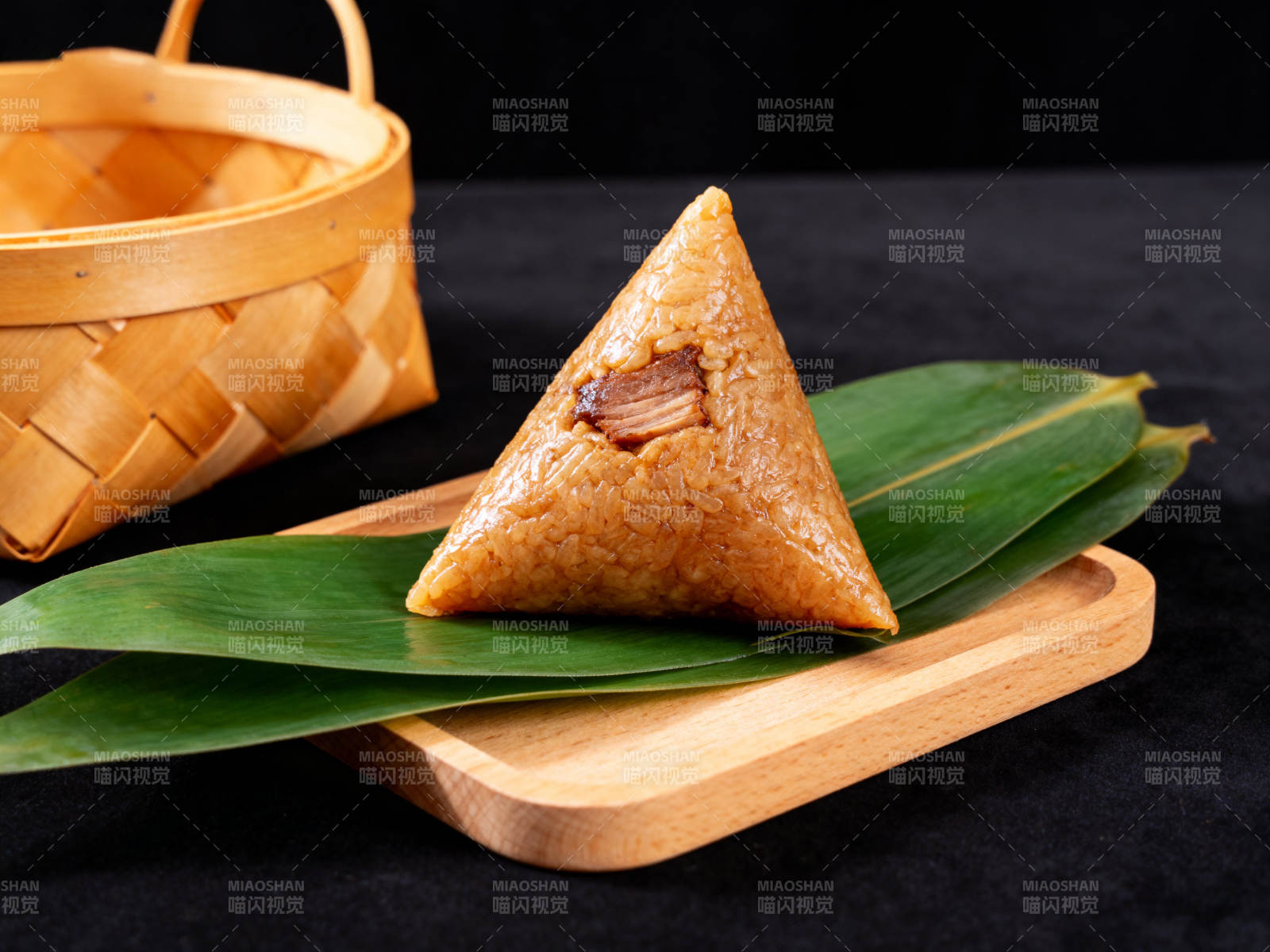 美味肉粽特写展示图片