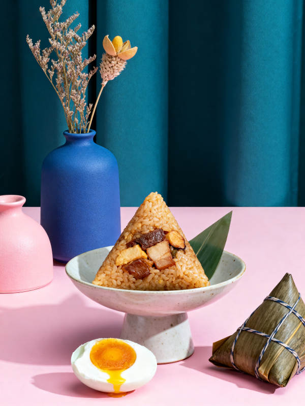 端午节粽子与咸蛋搭配图片