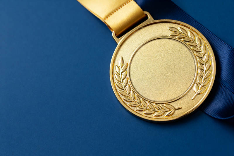 金色奖牌特写展示图片