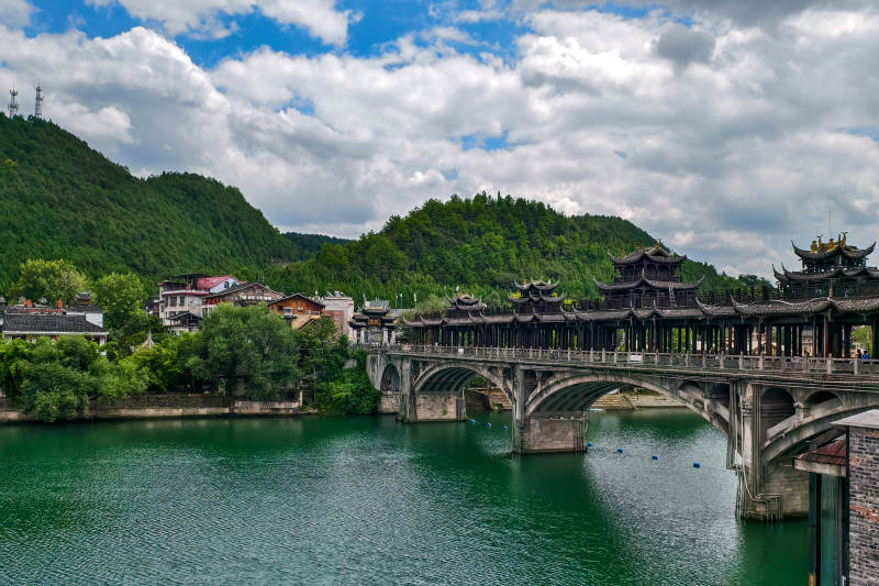 山水桥韵（下司古镇）图片