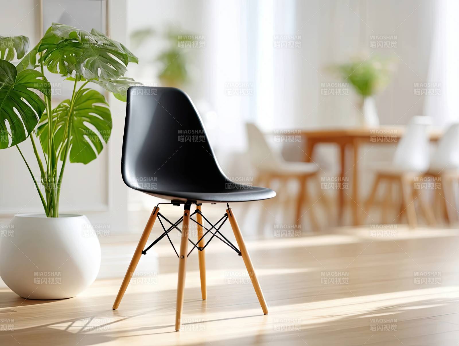 现代简约室内黑椅绿植图片