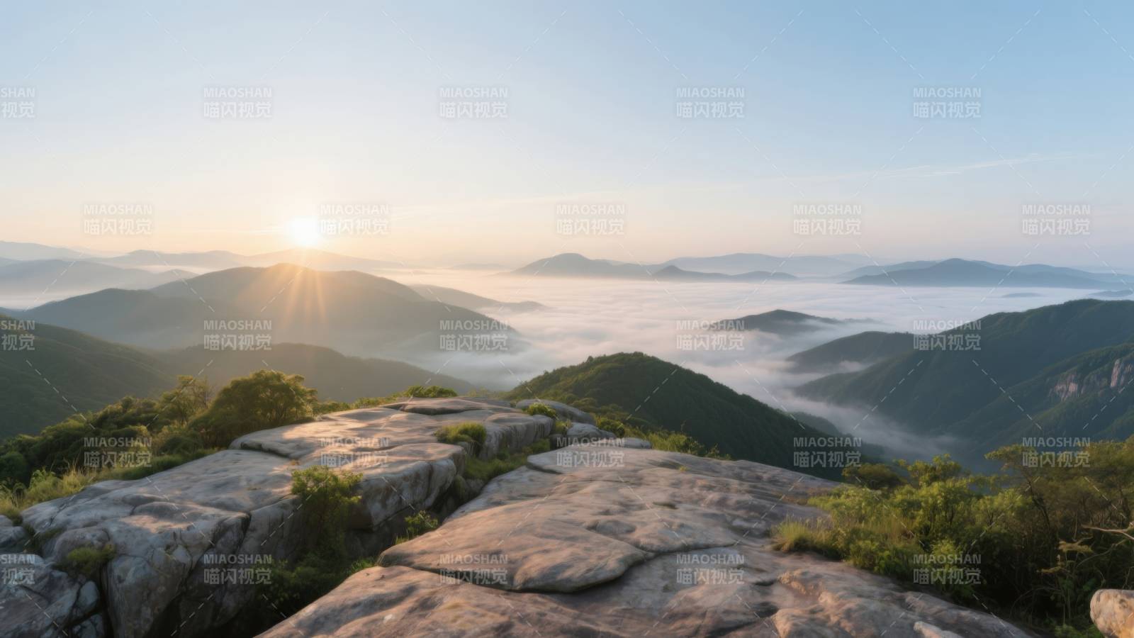 日出云海山间美景图片