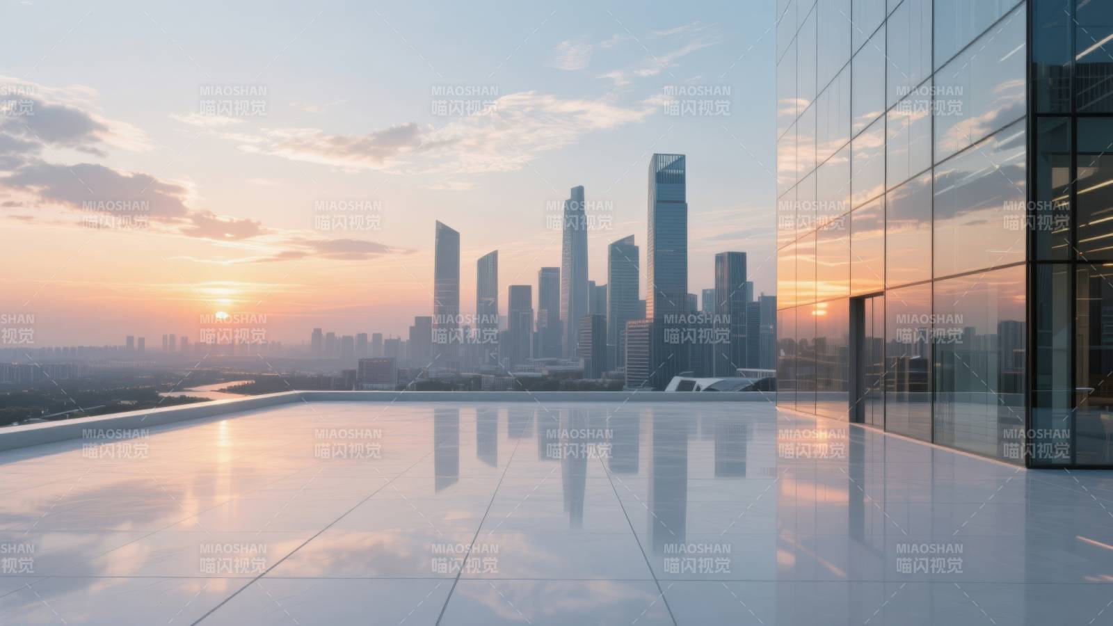 城市天际线日落景观图片