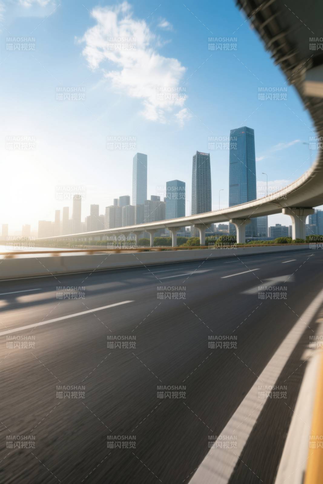 城市高架桥与现代建筑图片