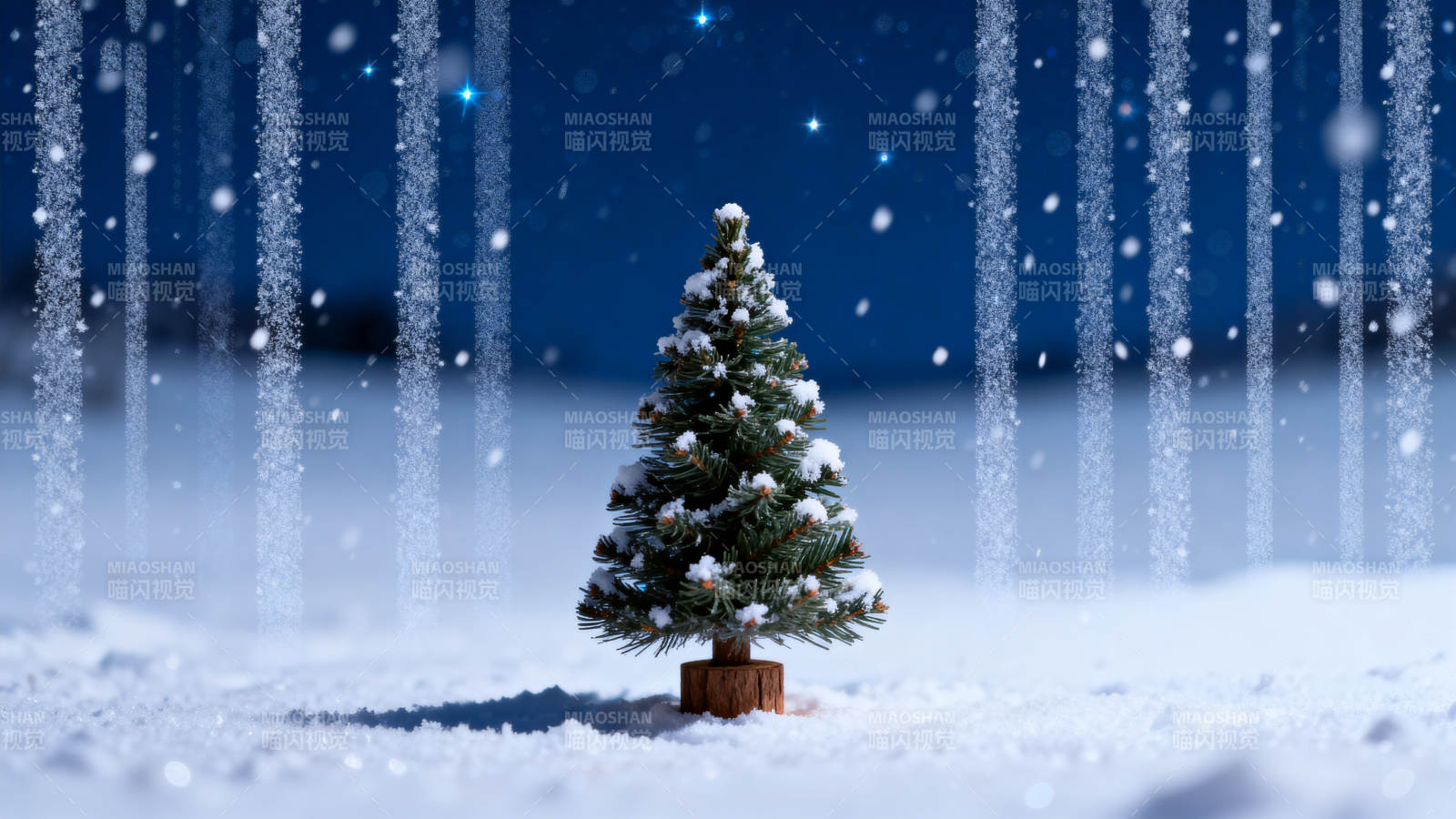 雪中圣诞树冬日雪景图片